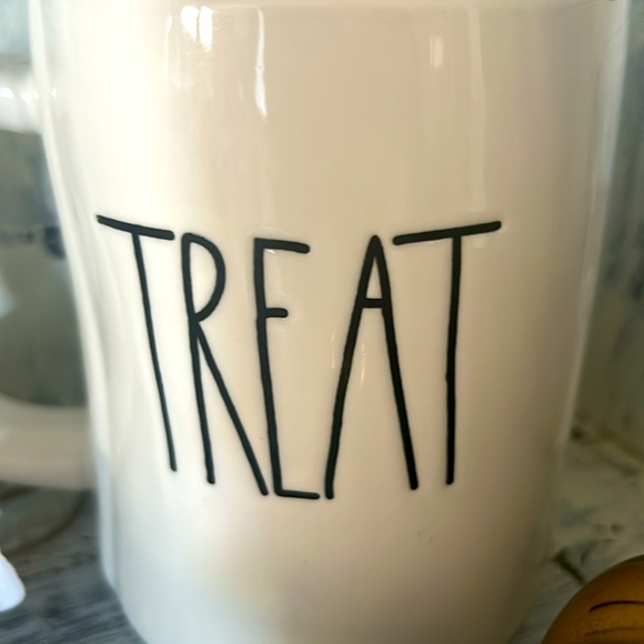 Rae Dunn double sided TRICK /TREAT mug - Picture 3 of 5